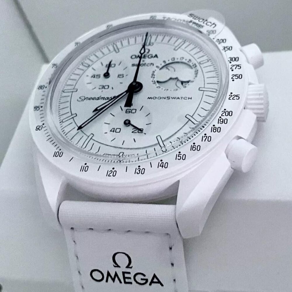 Swatch x Omega Moonswatch Mission To Moonphase Snoopy-Full Moon